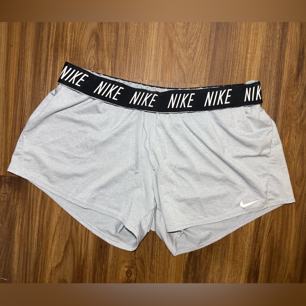 Nike Women's Gray Shorts - Nike DRI-FIT Attack Training Short, Women’s XL